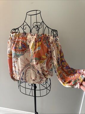 JOIE Off-Shoulder Paisley Print Blouson Top in Cream and Rust